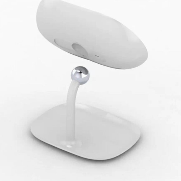 Lashify LED Infinity Mirror - Picture 4 of 6